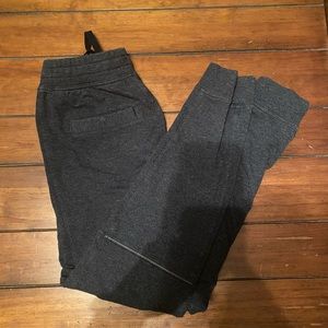 Lululemon men’s joggers size XS